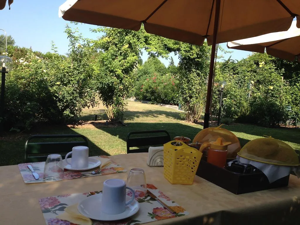 Farm stay Casa San Marco Villa Castelnuovo del Garda Italy
