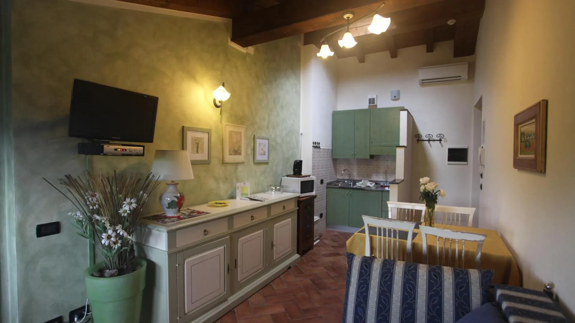 הוילה קסטלנואובו דל גארדה Casa San Marco