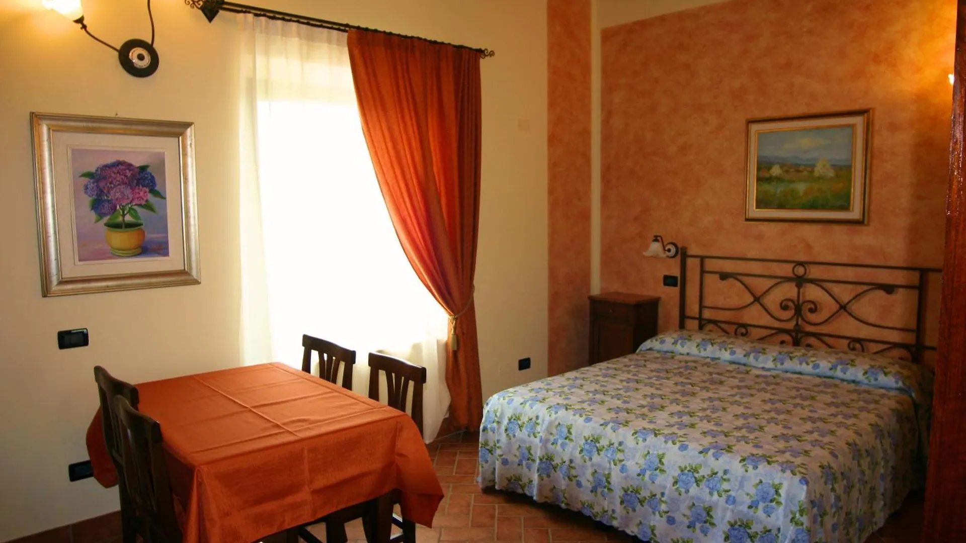 בית חווה הוילה קסטלנואובו דל גארדה Casa San Marco