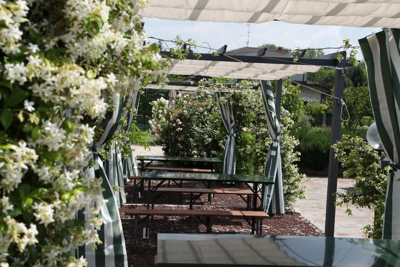 הוילה קסטלנואובו דל גארדה Casa San Marco