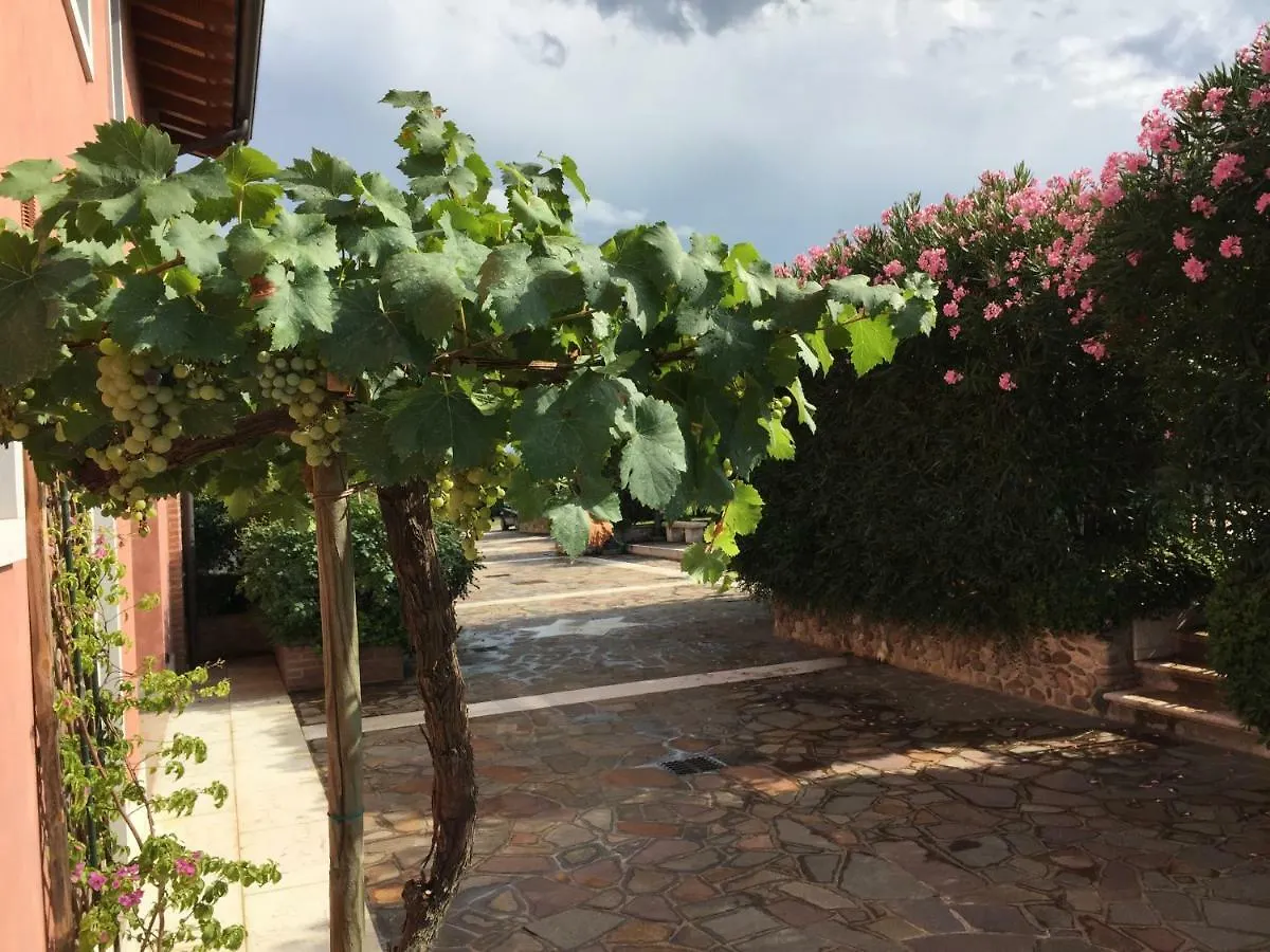הוילה קסטלנואובו דל גארדה Casa San Marco 0*,  איטליה