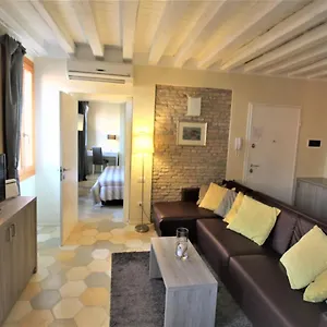 Apartment New And Spacious, Venice
