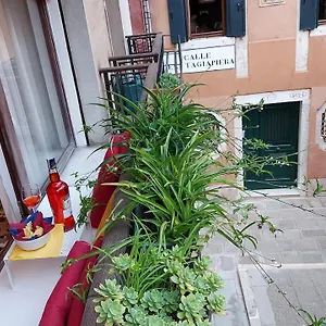 antico-rio-acqua-dolce-apartment.hotelslidodijesolo.com/