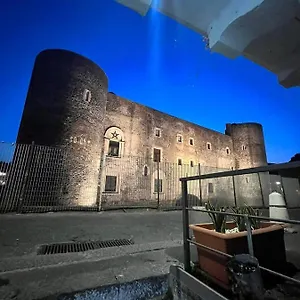 la-piccola-grotta-ursino.catania-hotels.net/